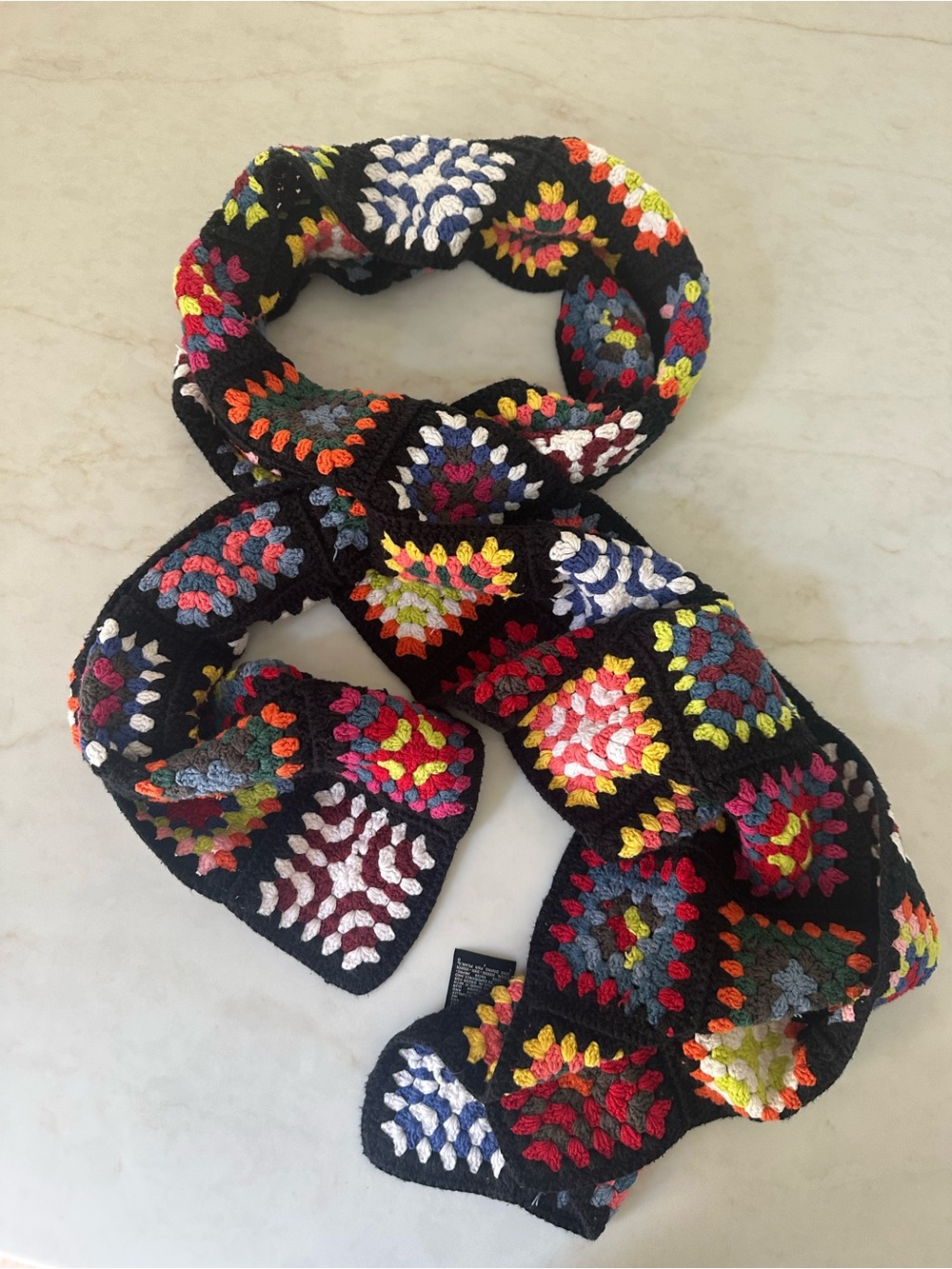 SPELLEDIT Black Multi Granny Square Handmade Scarf One Size 34820 - Picture 3 of 5